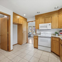 2460 Westmoreland Dr, Richland, WA 99354