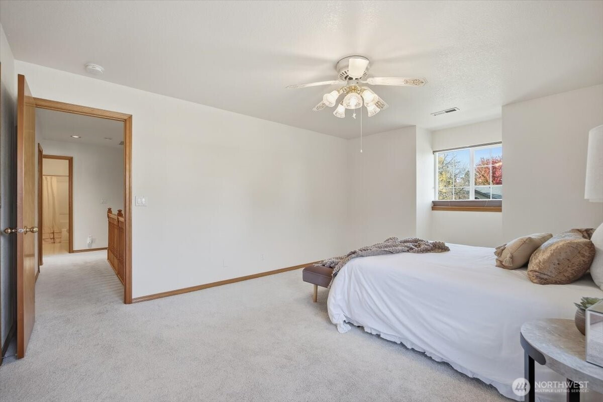 2460 Westmoreland Dr, Richland, WA 99354