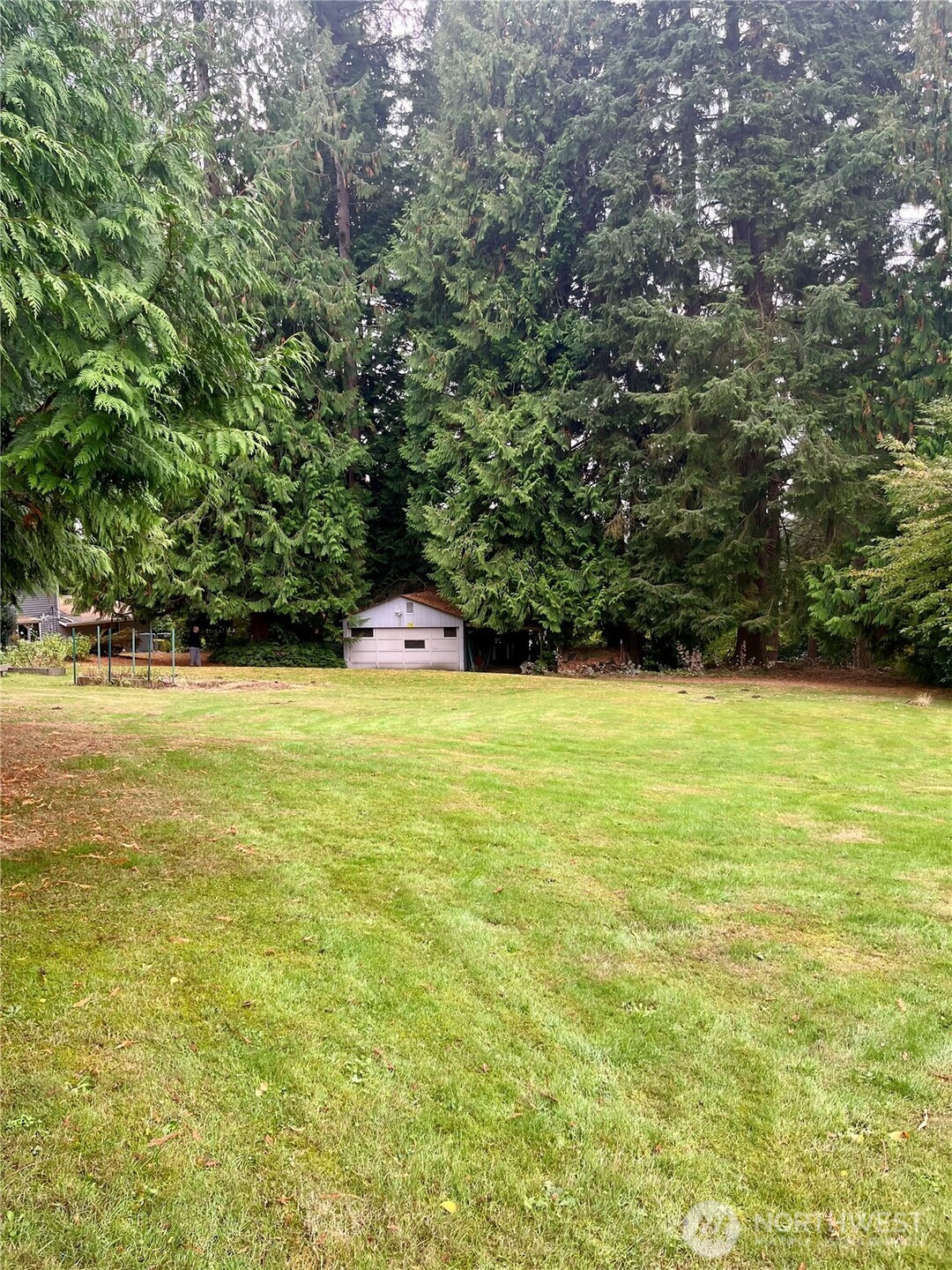 1315 N Lake Stickney Drive, Lynnwood, WA 98087