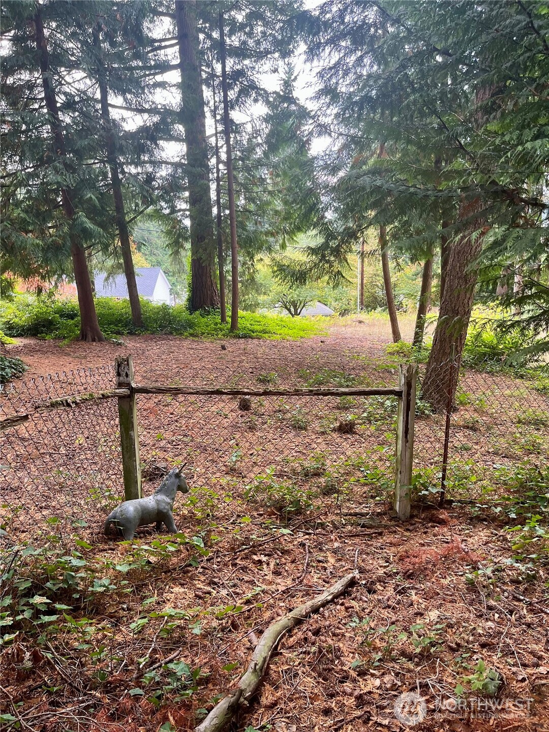 1315 N Lake Stickney Drive, Lynnwood, WA 98087