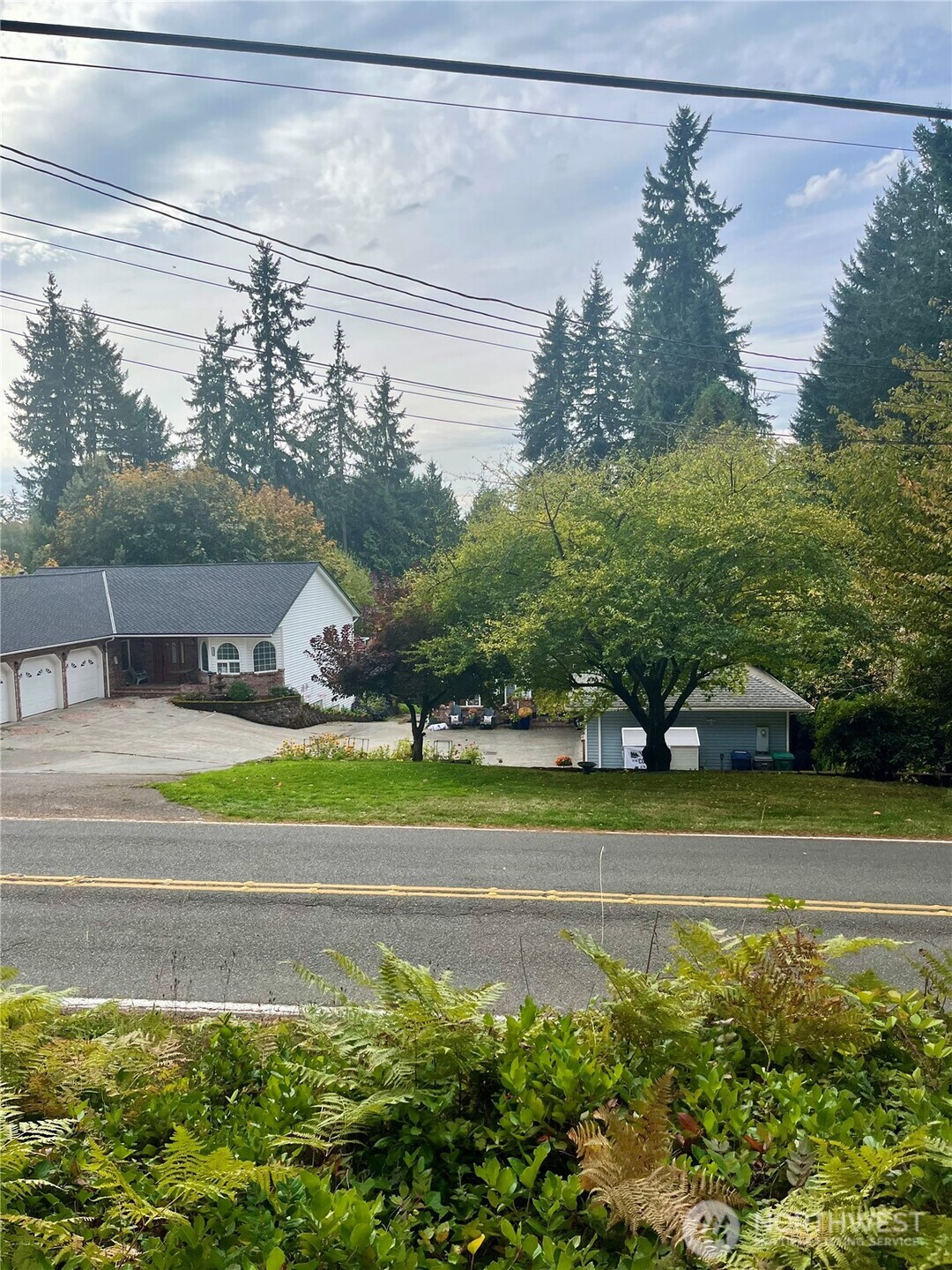 1315 N Lake Stickney Drive, Lynnwood, WA 98087