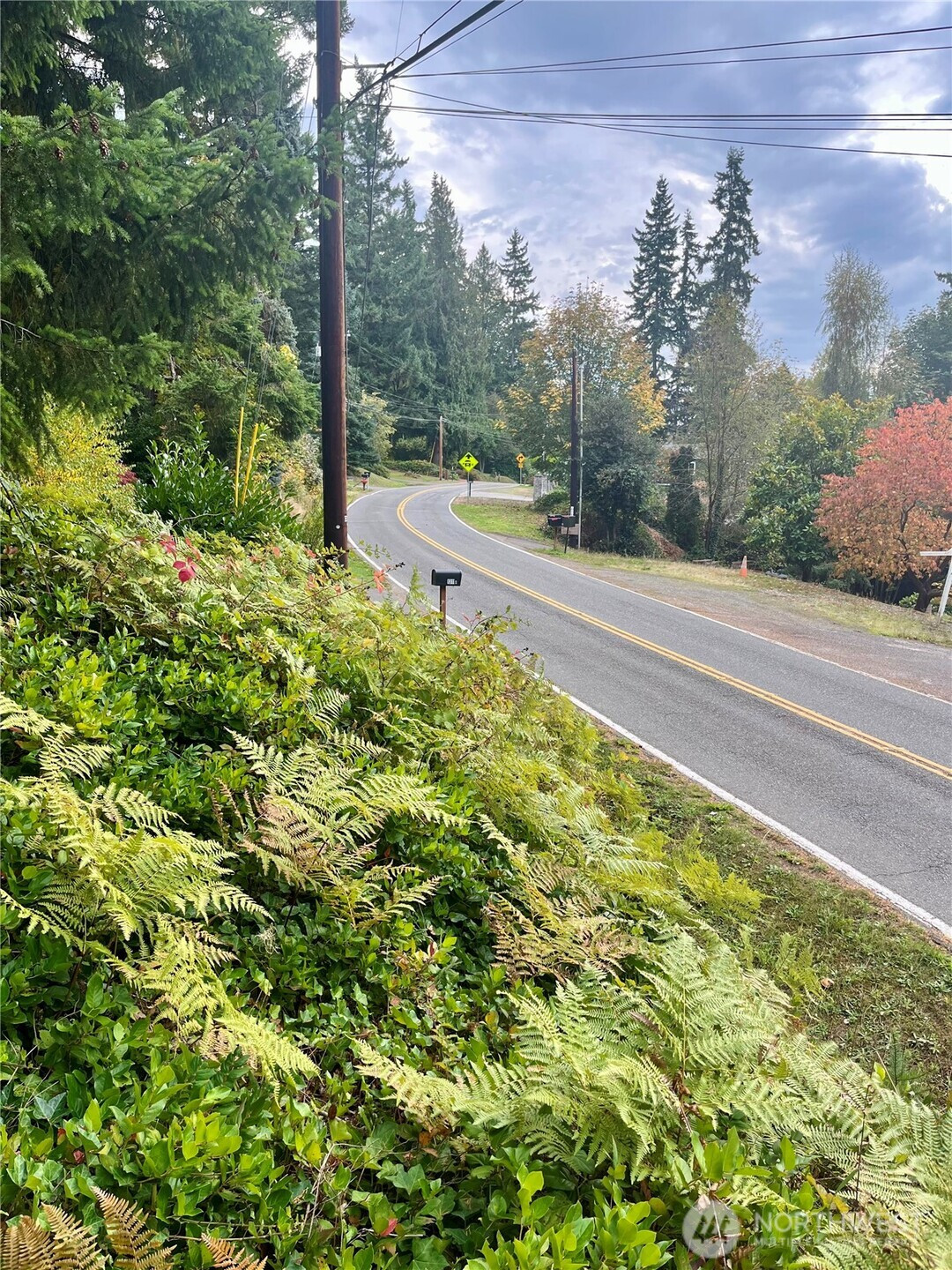 1315 N Lake Stickney Drive, Lynnwood, WA 98087