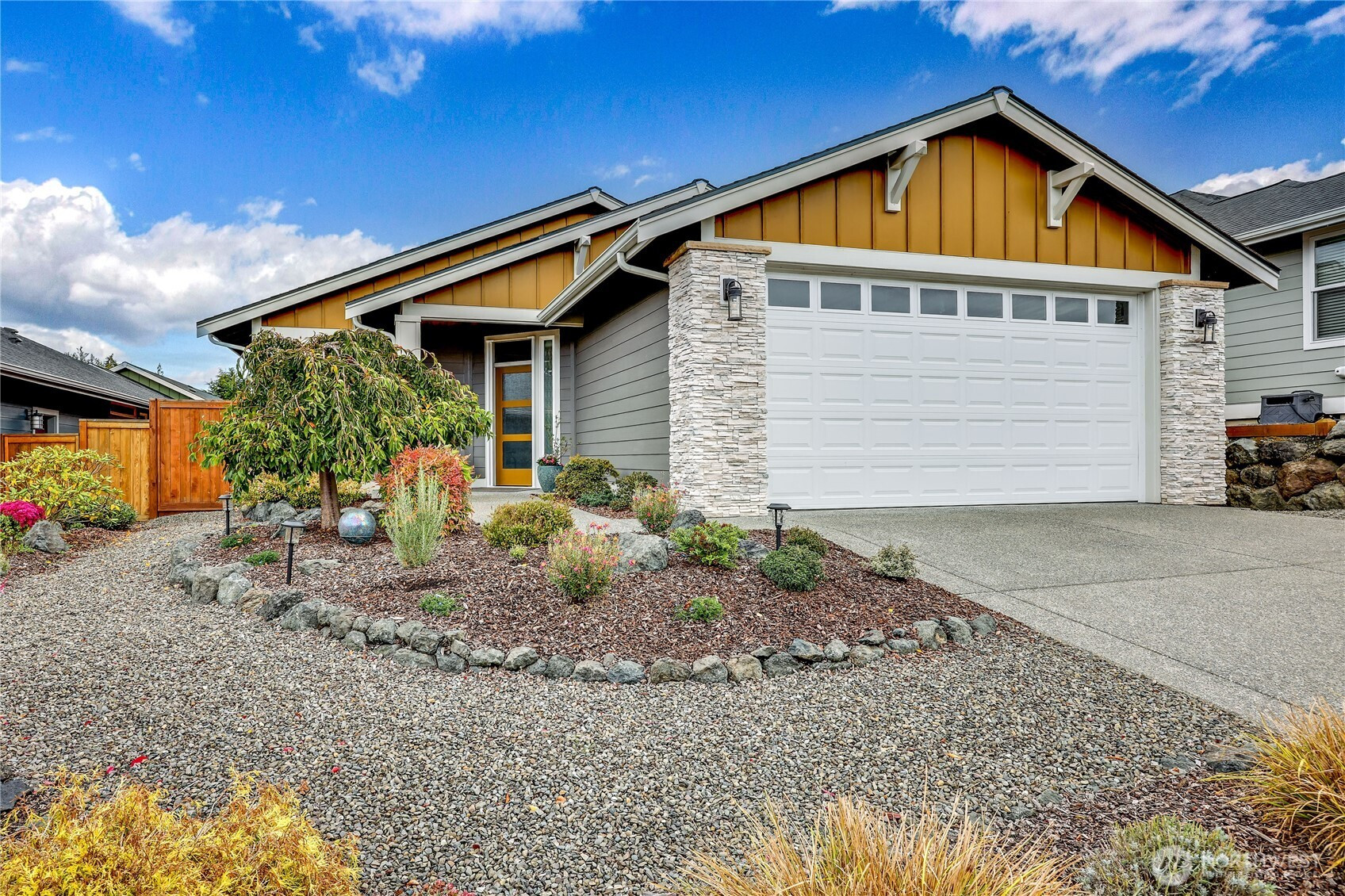 90 Village Green Loop, Sequim, WA 98382