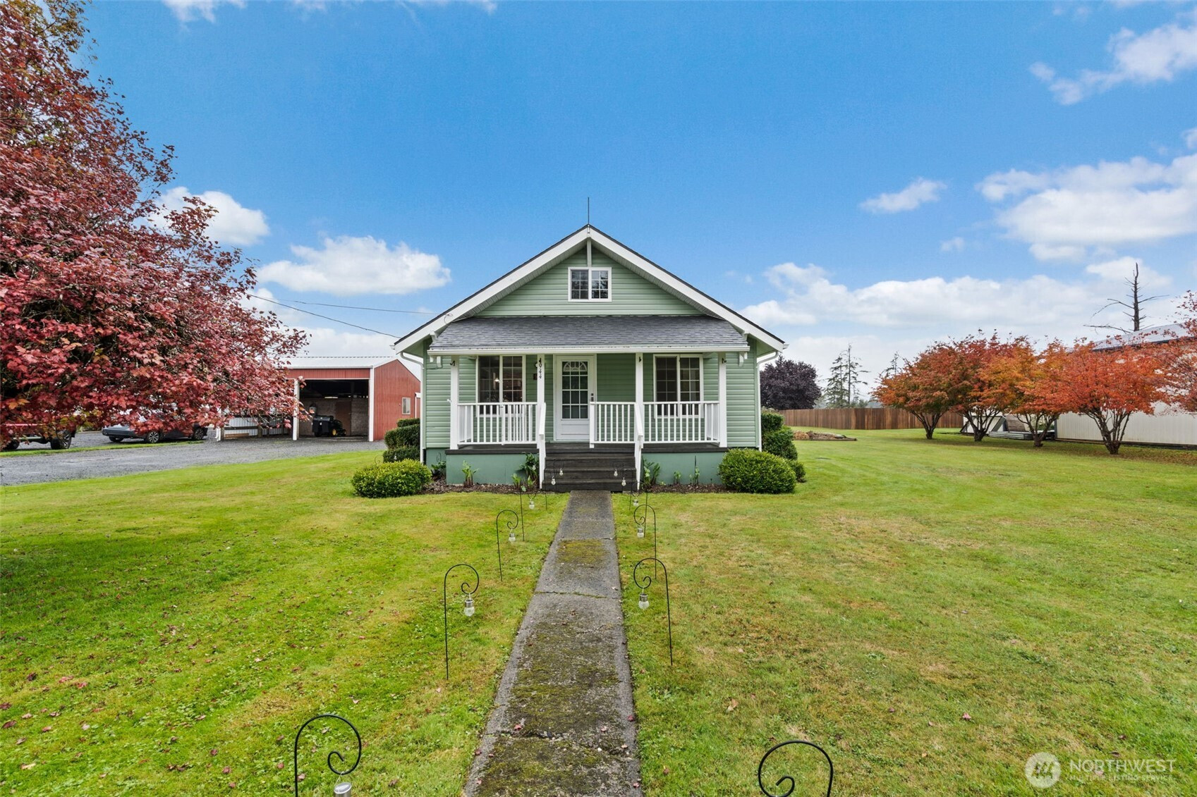 944 Willapa Road, Raymond, WA 98577