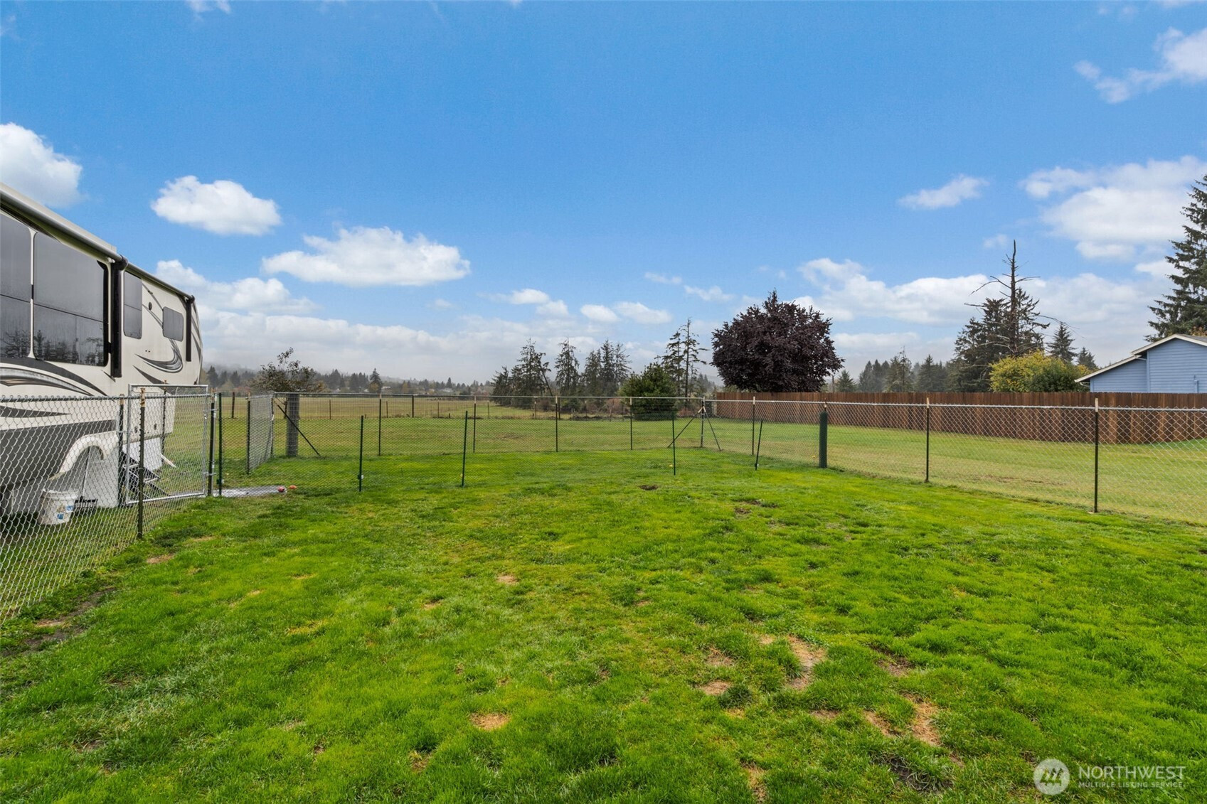 944 Willapa Road, Raymond, WA 98577