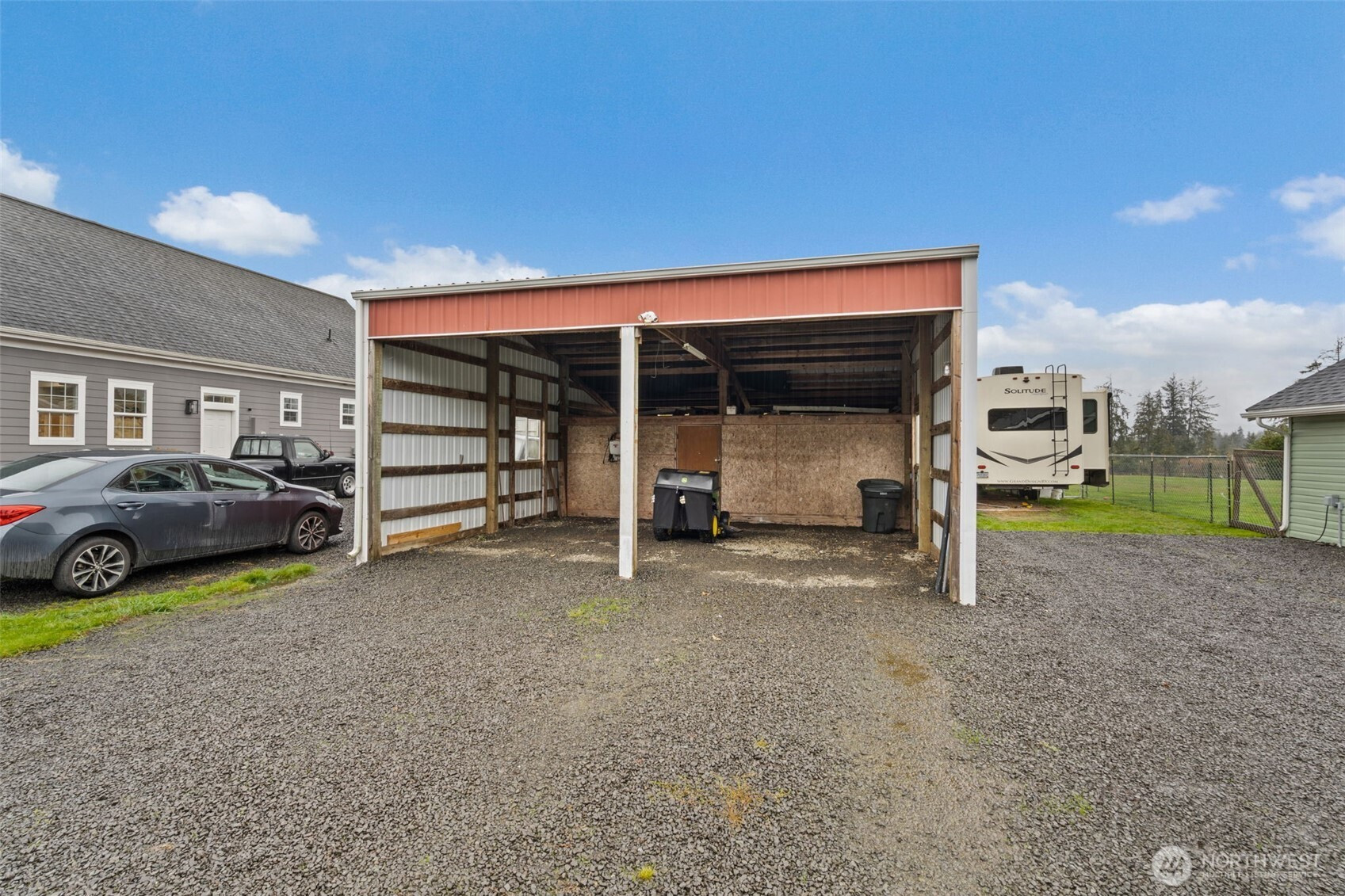 944 Willapa Road, Raymond, WA 98577