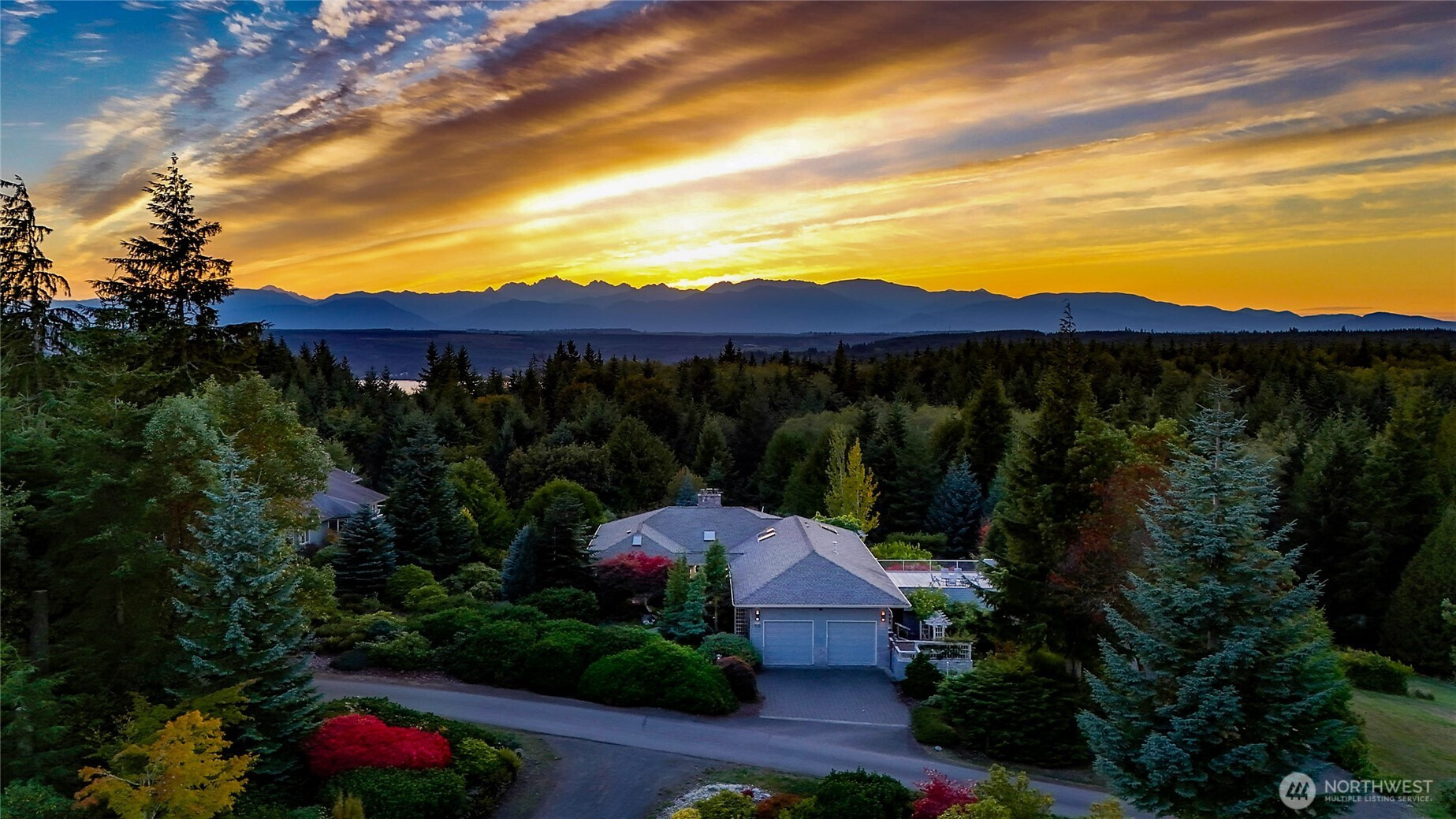 713 Olympic Ridge Drive, Port Ludlow, WA 98365