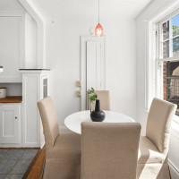 321 Boylston Avenue E, Seattle, WA 98102