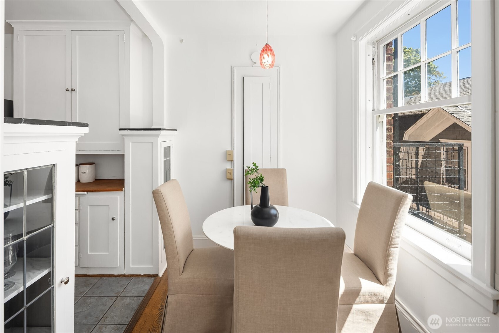 321 Boylston Avenue E, Seattle, WA 98102