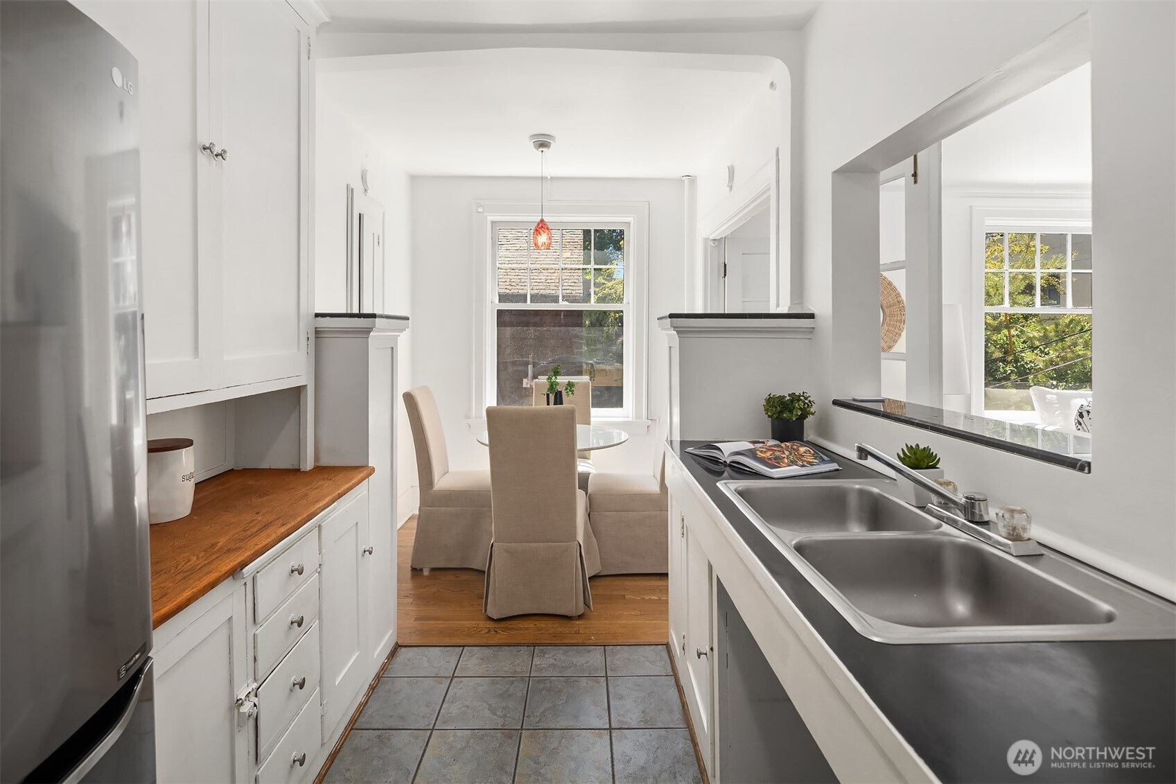 321 Boylston Avenue E, Seattle, WA 98102