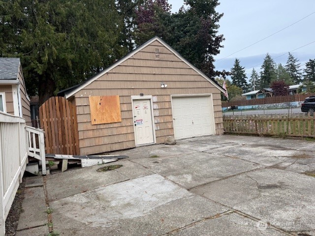 6305 Rest Place NE, Bremerton, WA 98311