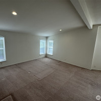 5702 90th Street Ct E, Puyallup, WA 98371