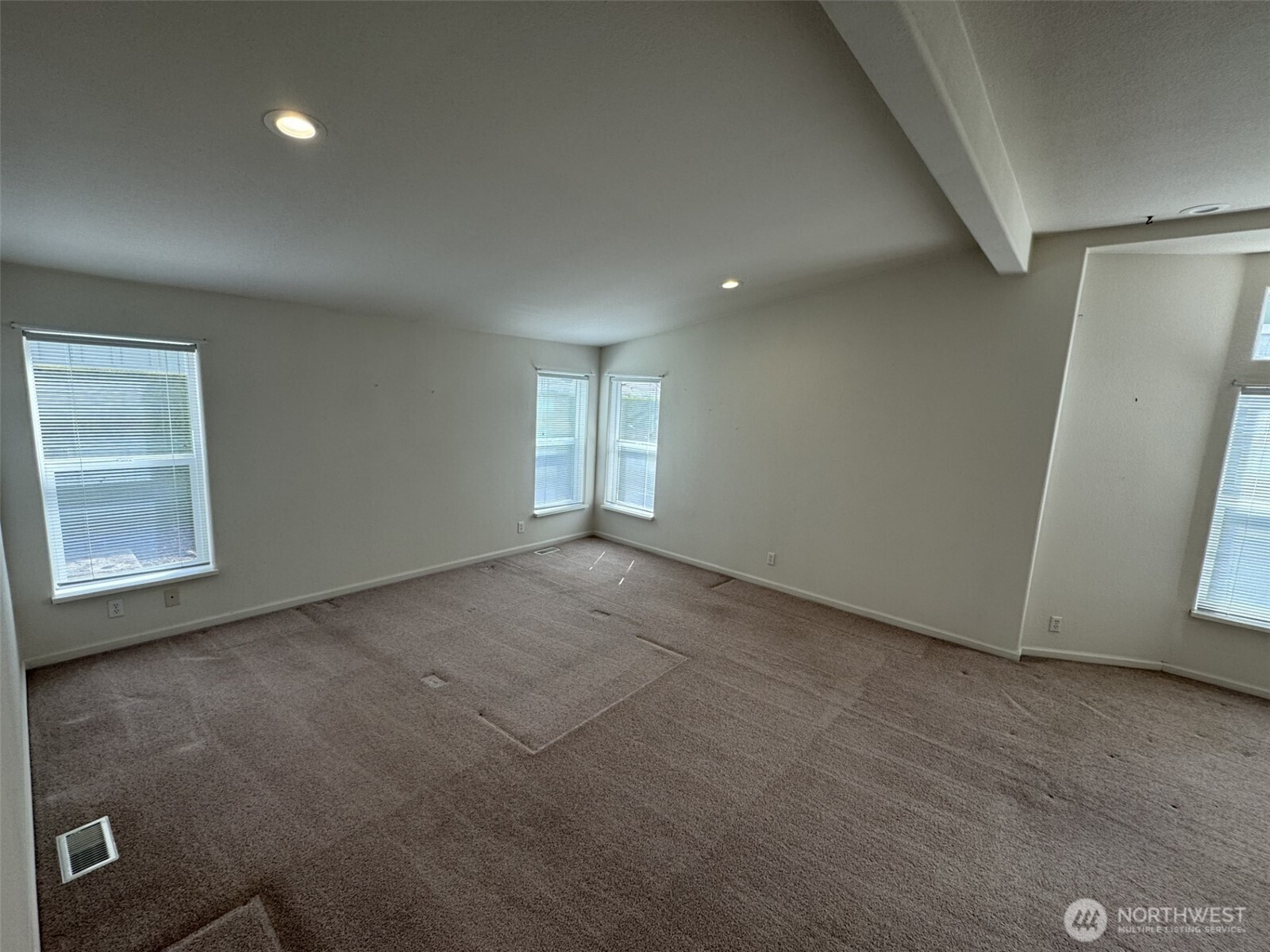 5702 90th Street Ct E, Puyallup, WA 98371