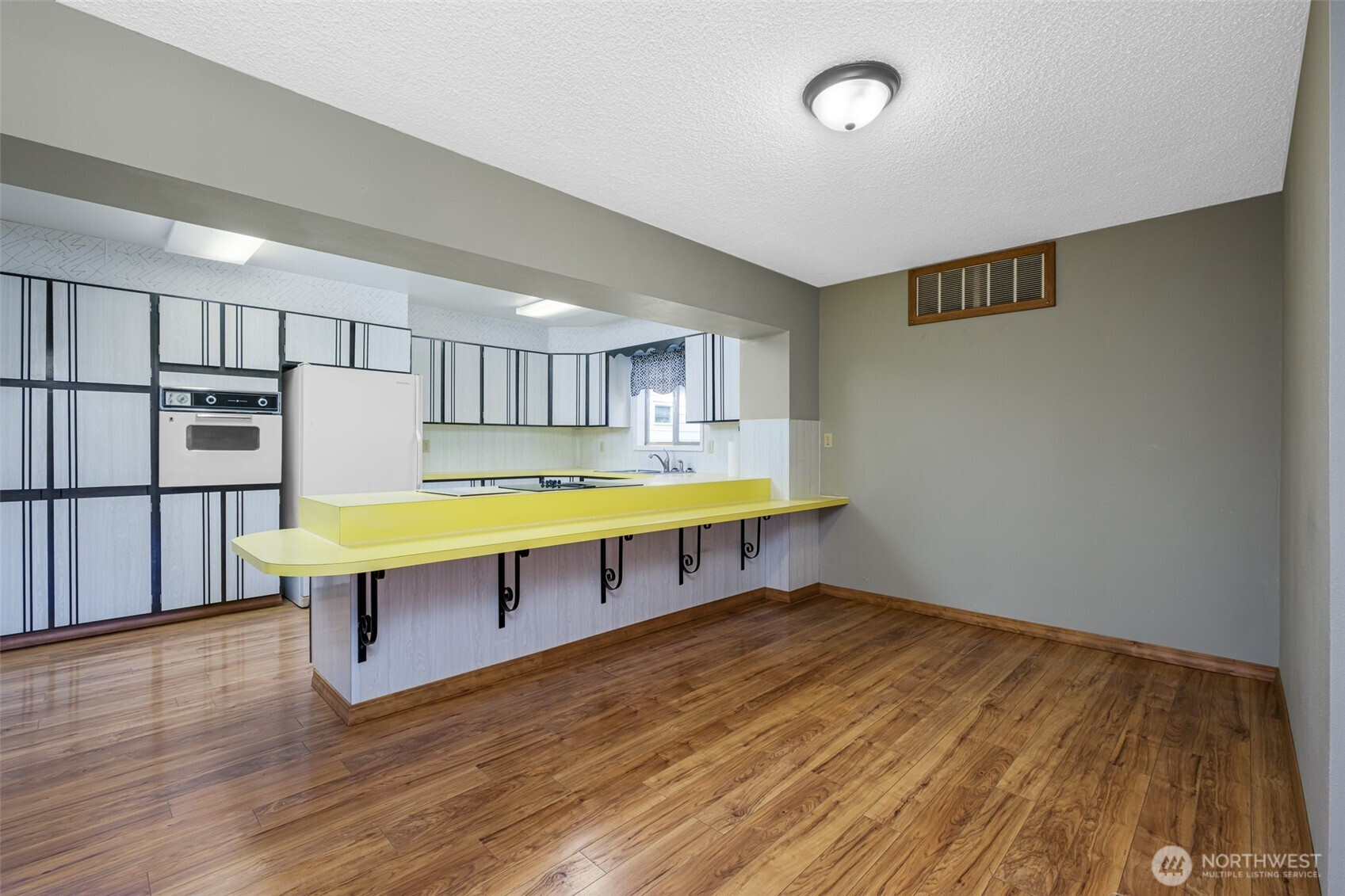 905 4th Ave SE, Quincy, WA 98848