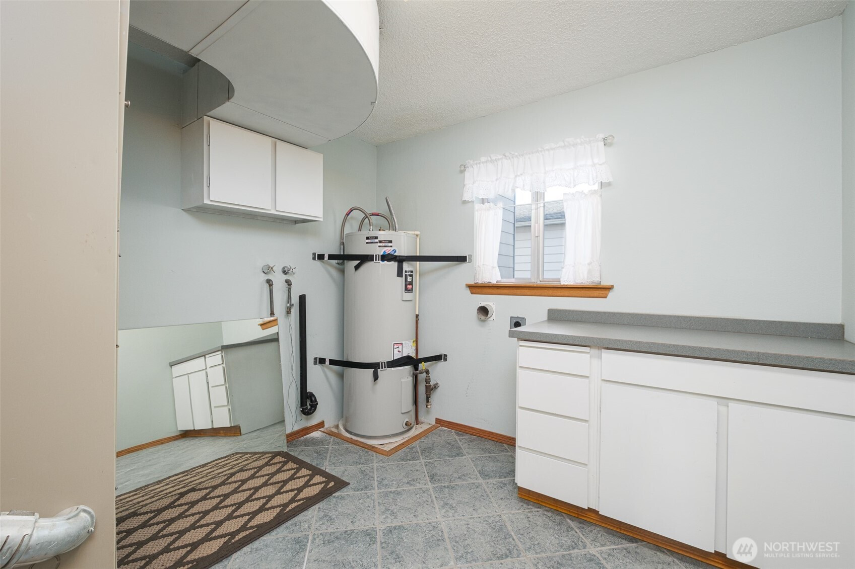 905 4th Ave SE, Quincy, WA 98848