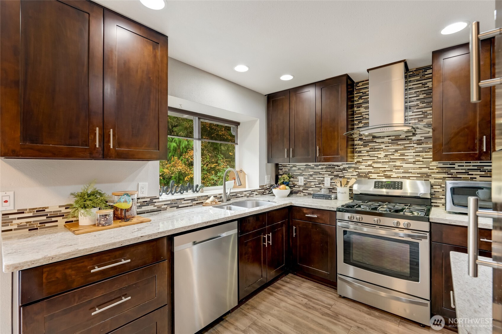 12704 48th Drive NE, Marysville, WA 98271