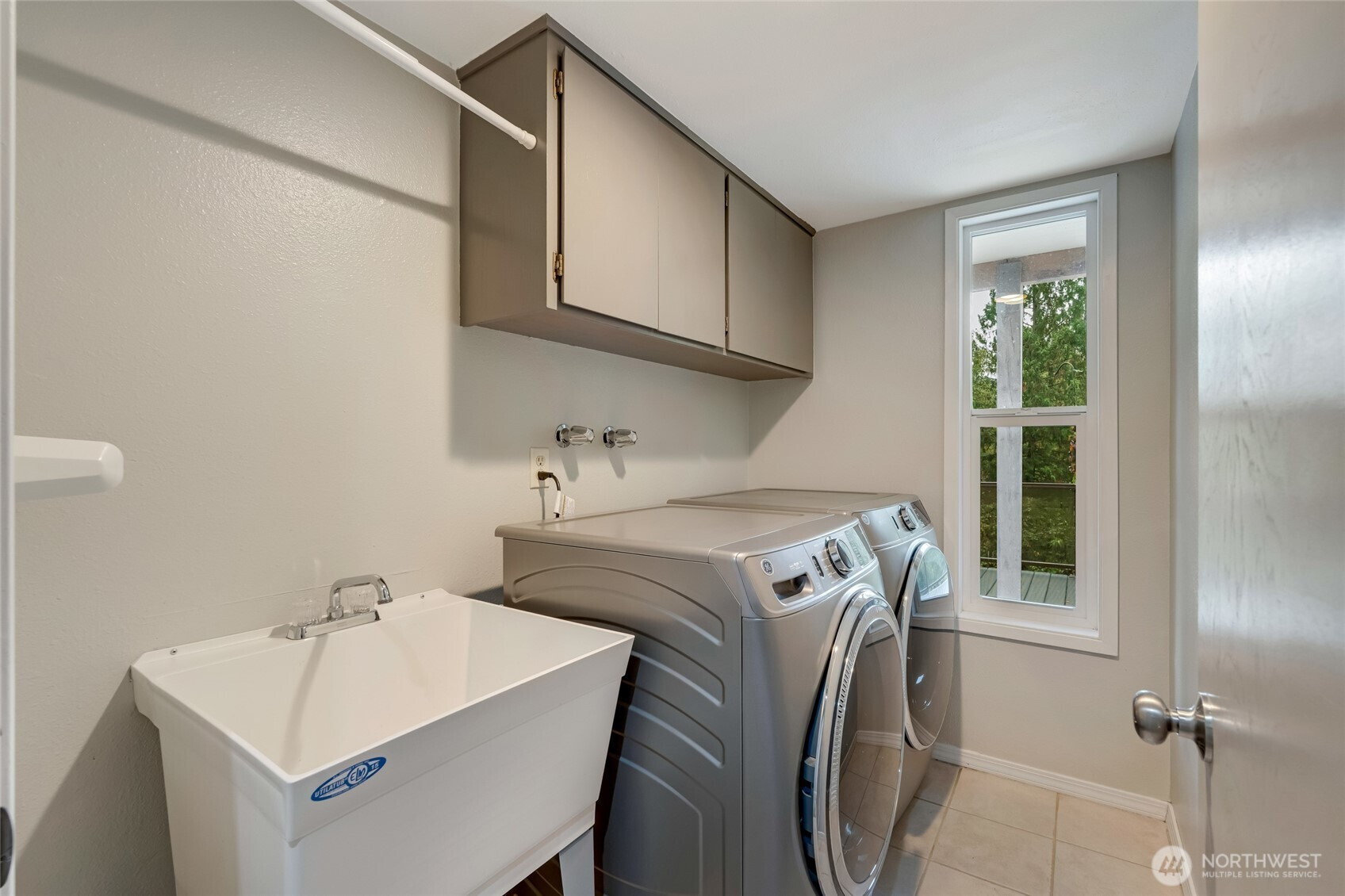 12704 48th Drive NE, Marysville, WA 98271