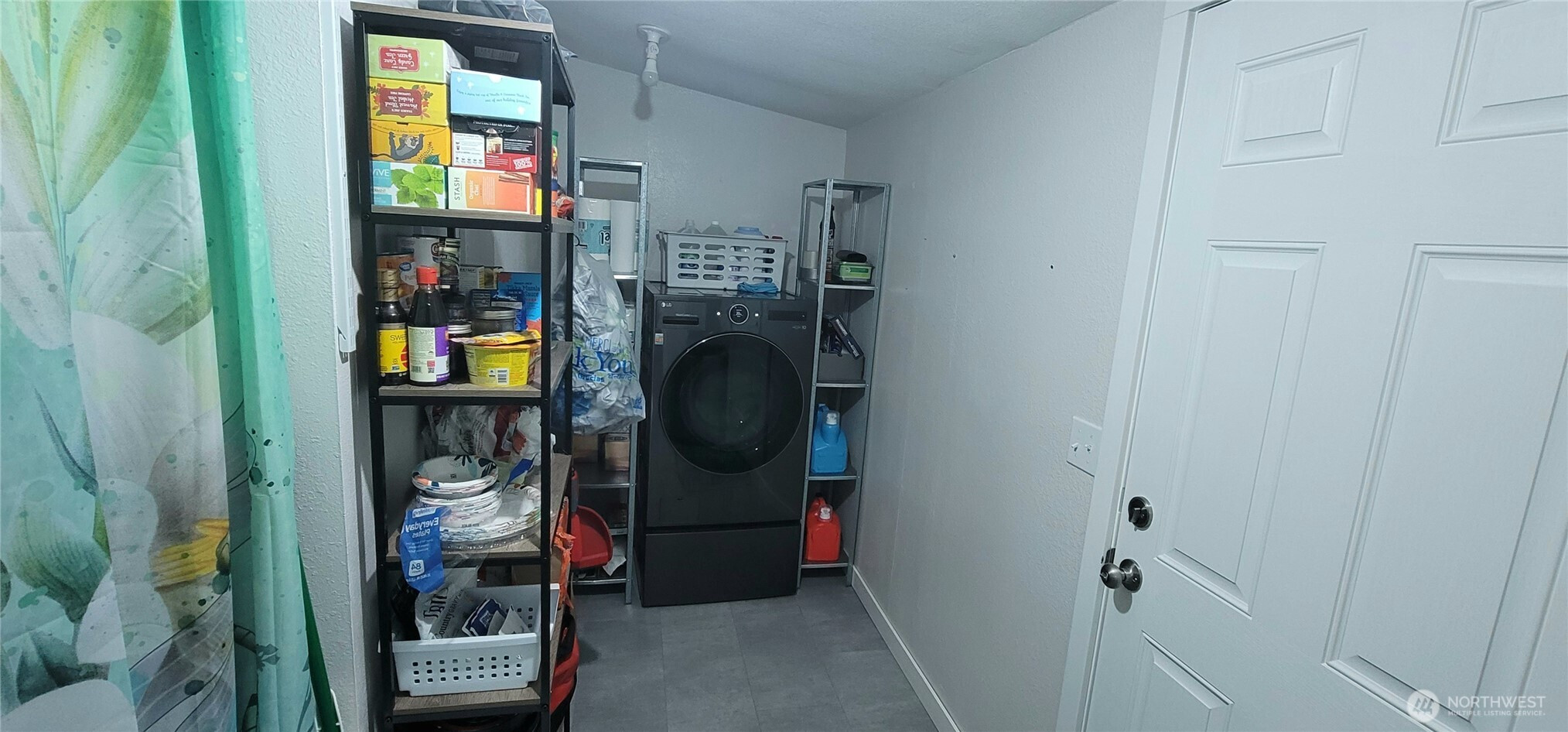 803 Oysterville Road, Ocean Park, WA 98640