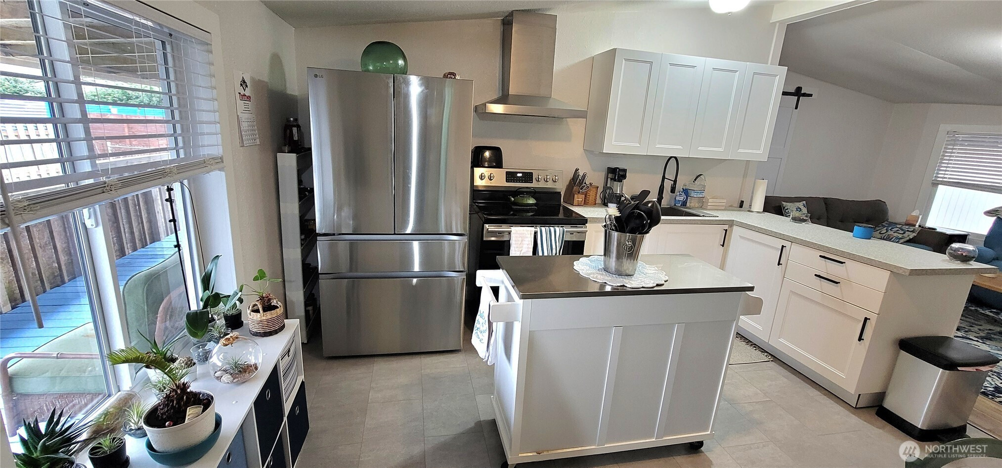 803 Oysterville Road, Ocean Park, WA 98640