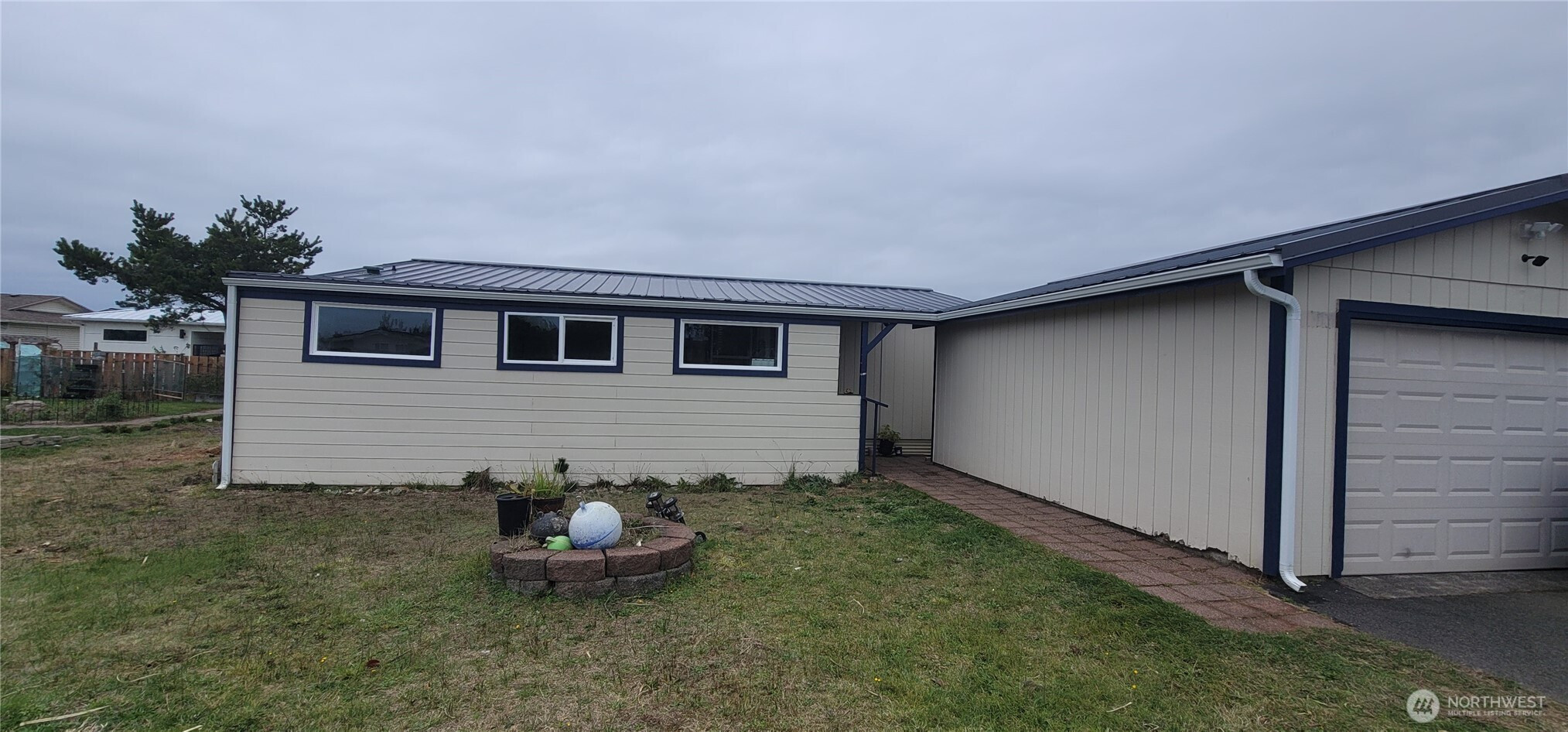 803 Oysterville Road, Ocean Park, WA 98640