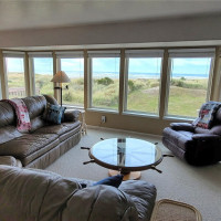 32805 G Street, Ocean Park, WA 98640