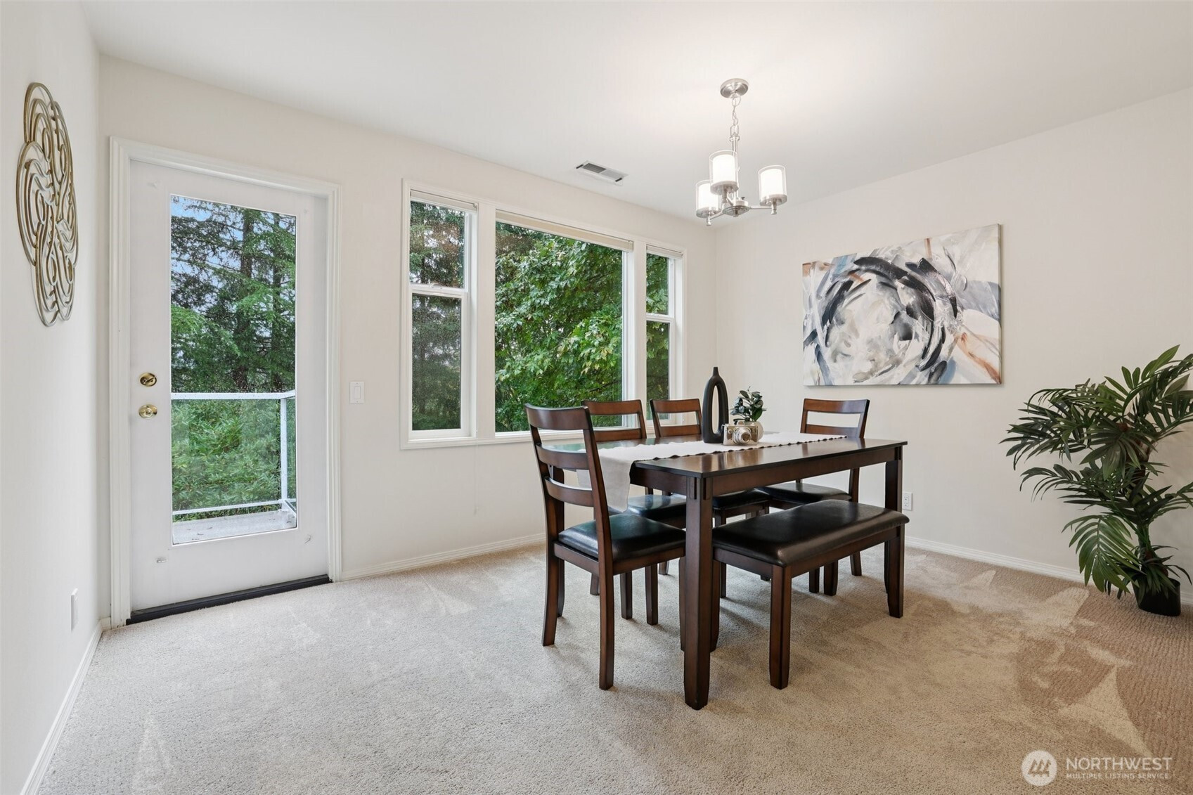 22561 SE 42nd Terrace, Issaquah, WA 98029