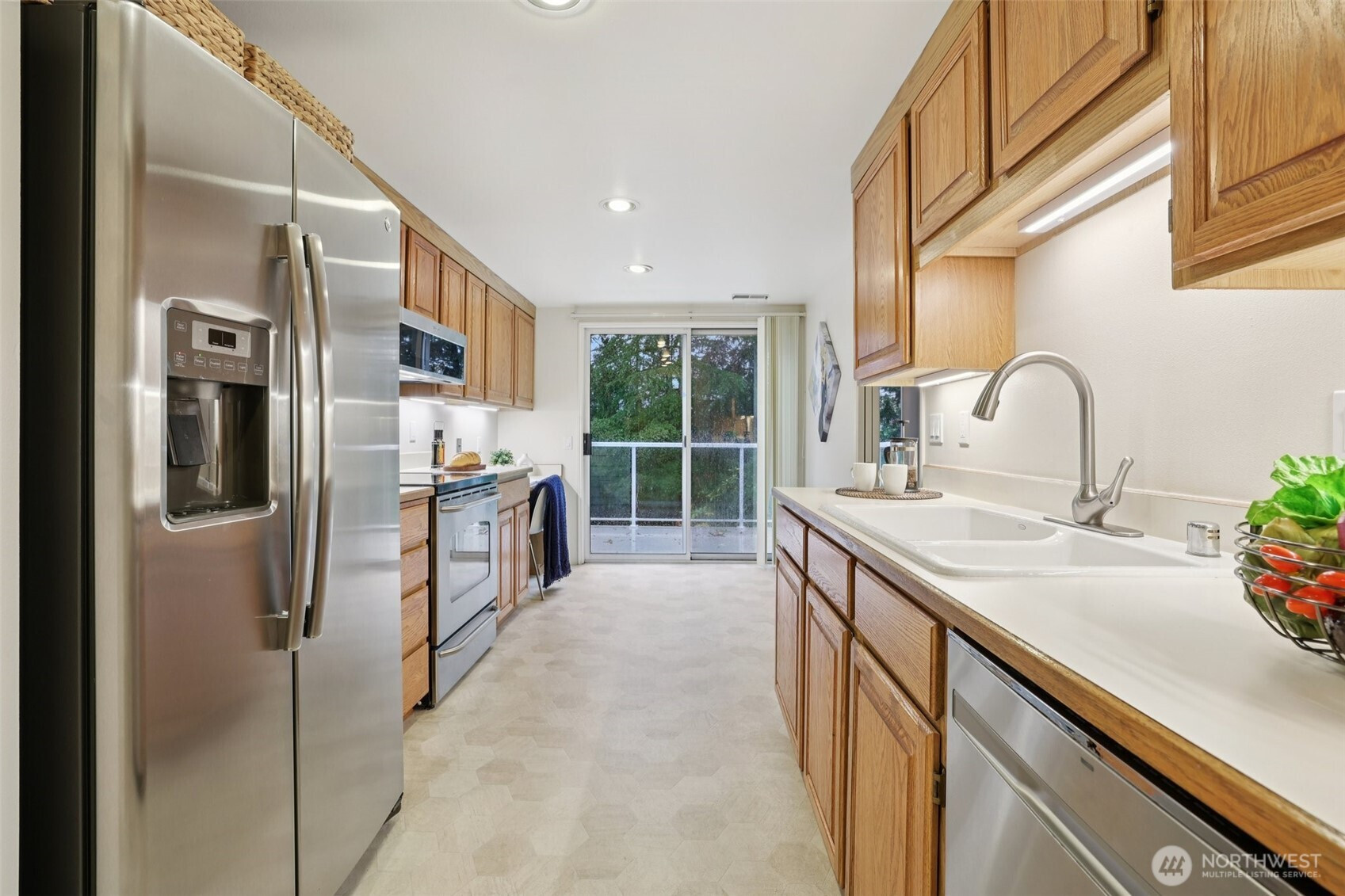 22561 SE 42nd Terrace, Issaquah, WA 98029