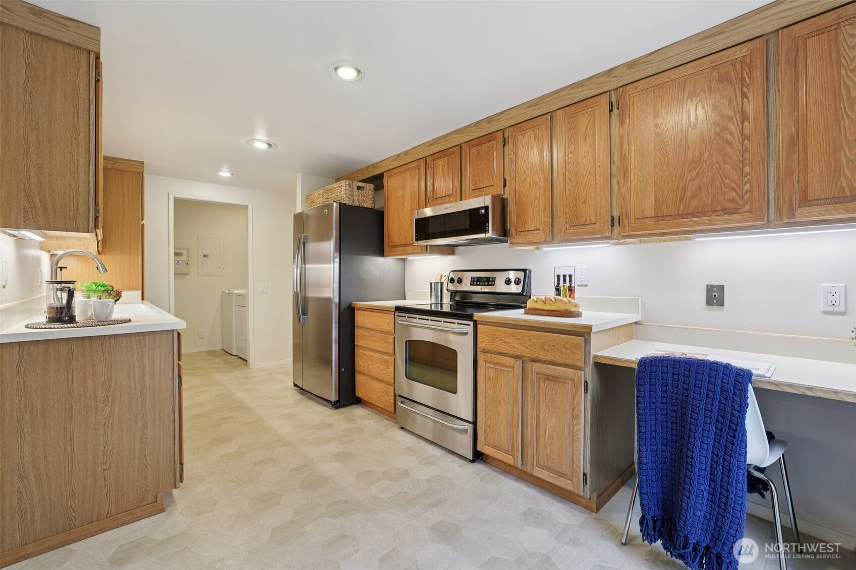 22561 SE 42nd Terrace, Issaquah, WA 98029