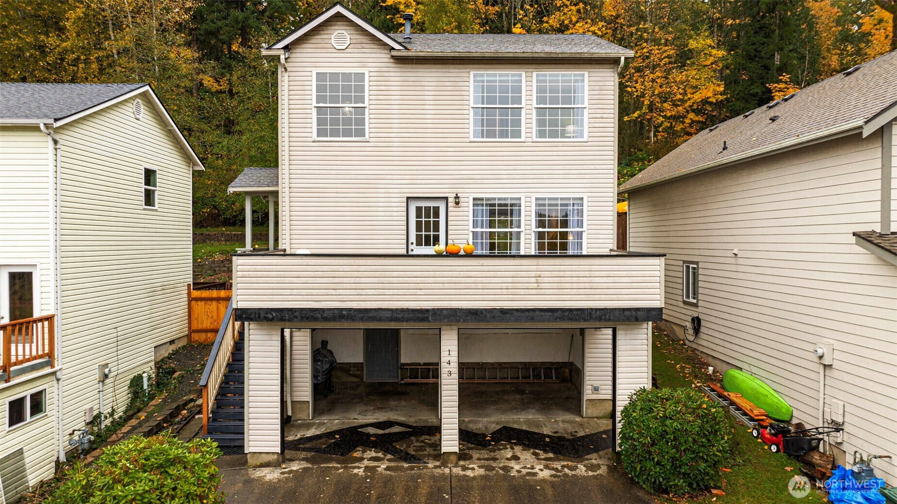 143 S 44th Street, Bellingham, WA 98229