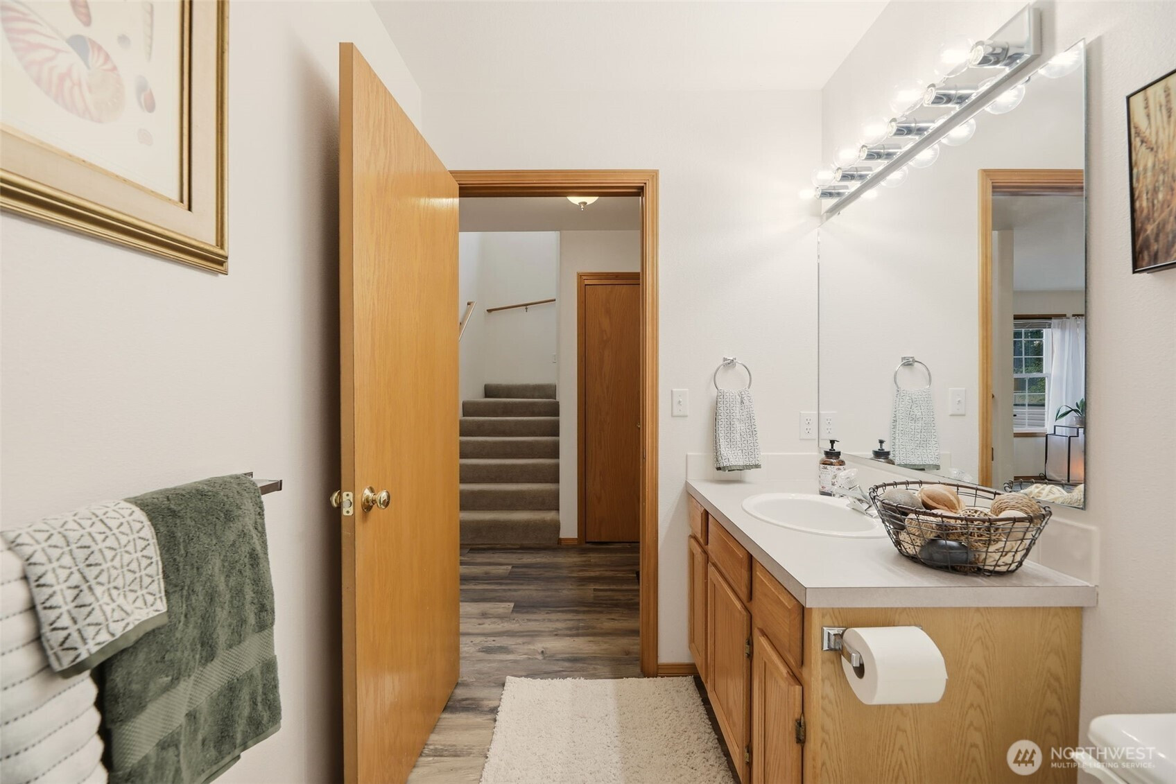 143 S 44th Street, Bellingham, WA 98229