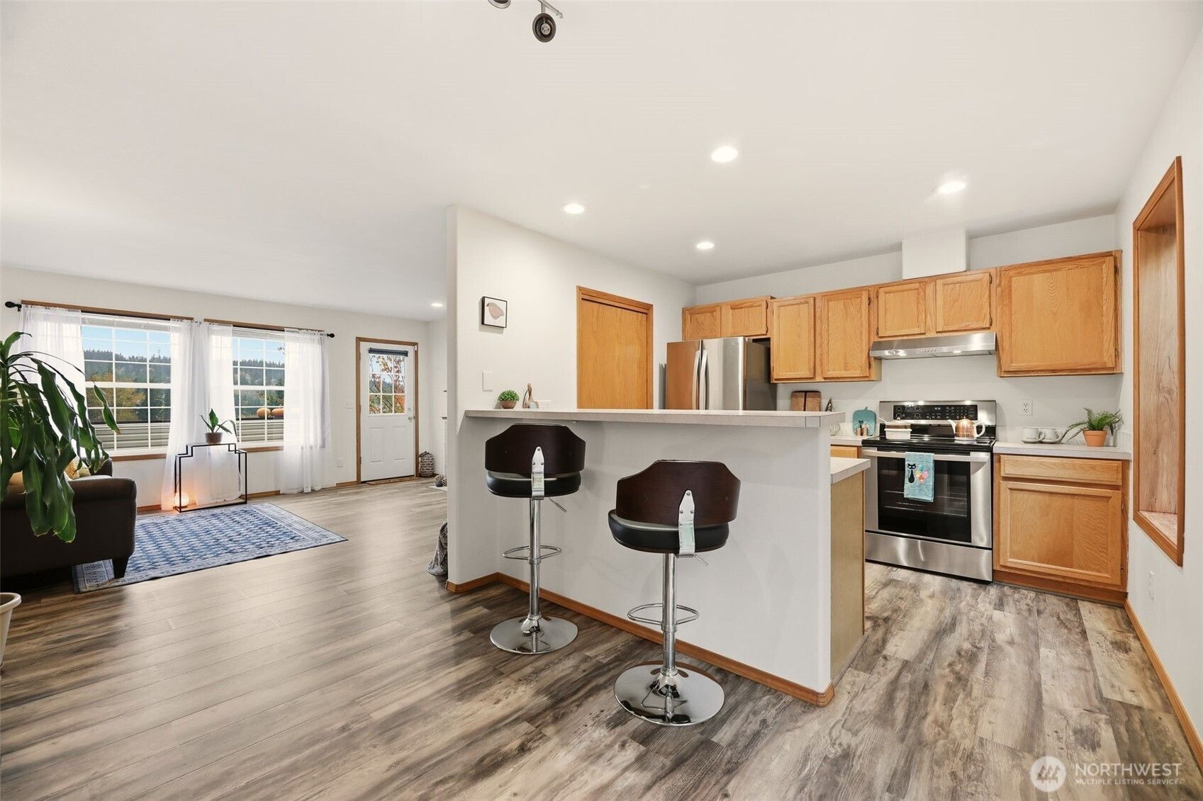 143 S 44th Street, Bellingham, WA 98229