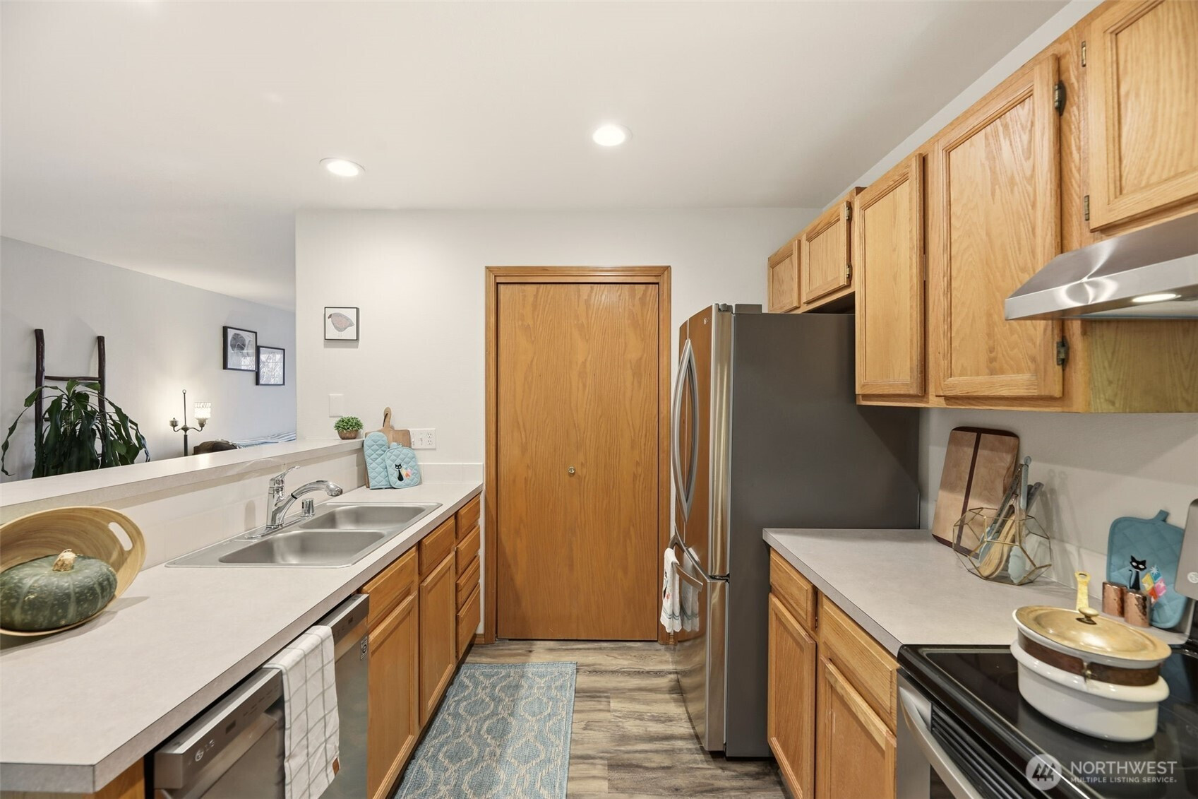 143 S 44th Street, Bellingham, WA 98229