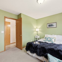 143 S 44th Street, Bellingham, WA 98229