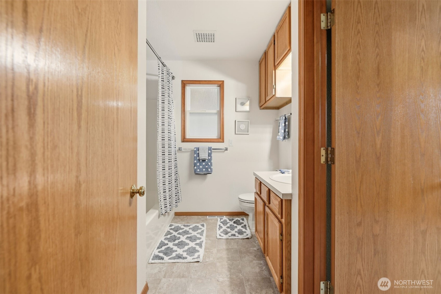 143 S 44th Street, Bellingham, WA 98229