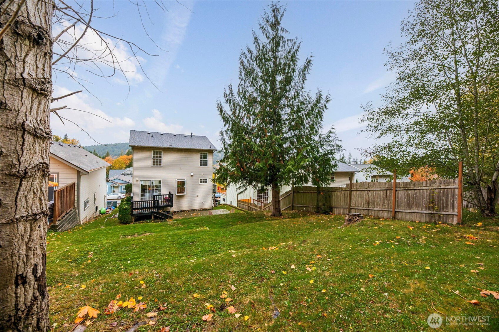143 S 44th Street, Bellingham, WA 98229