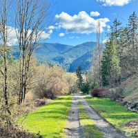 7011 272nd Ave SE, Issaquah, WA 98027