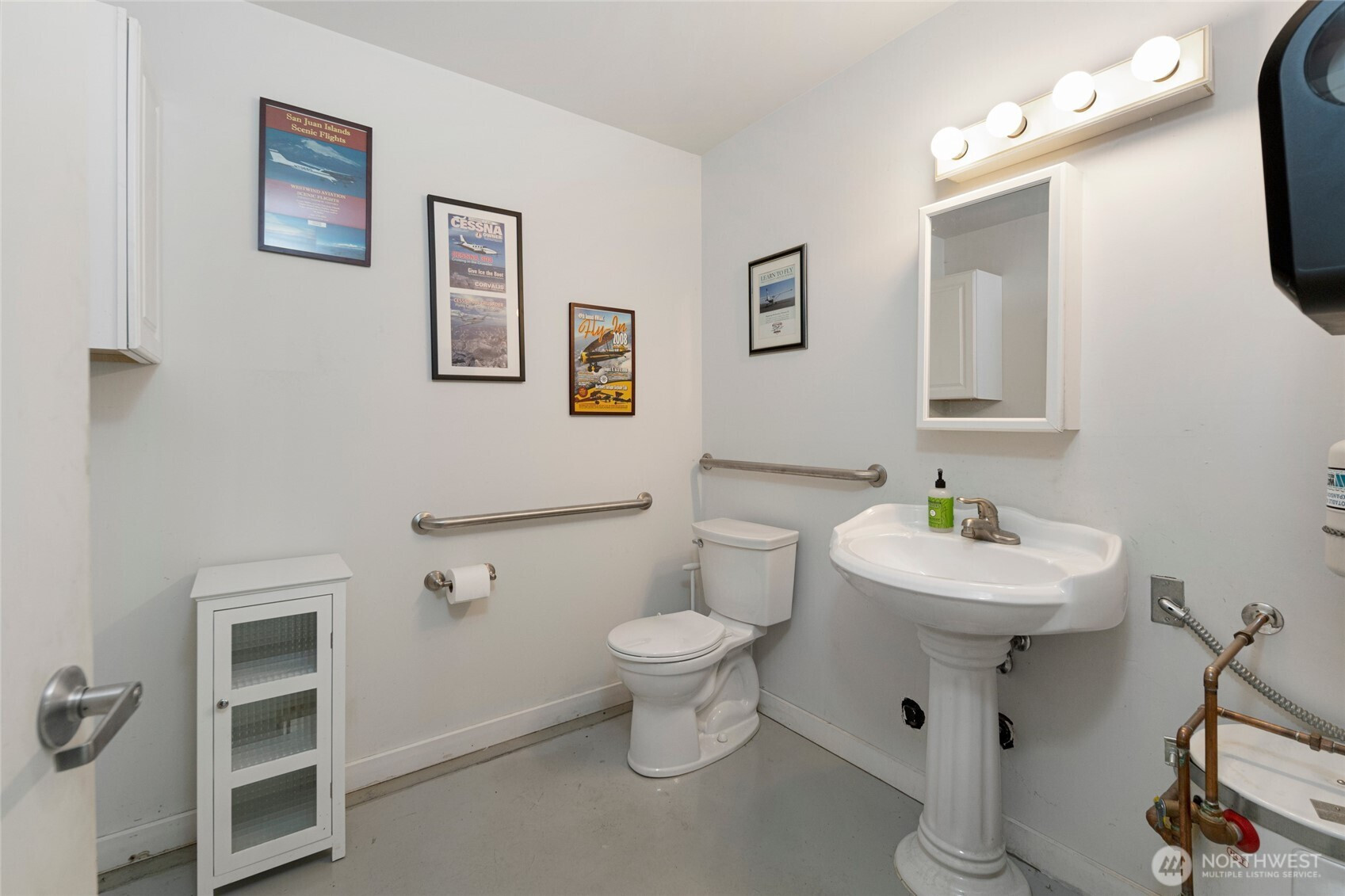 728 Airport Circle Drive, Friday Harbor, WA 98250