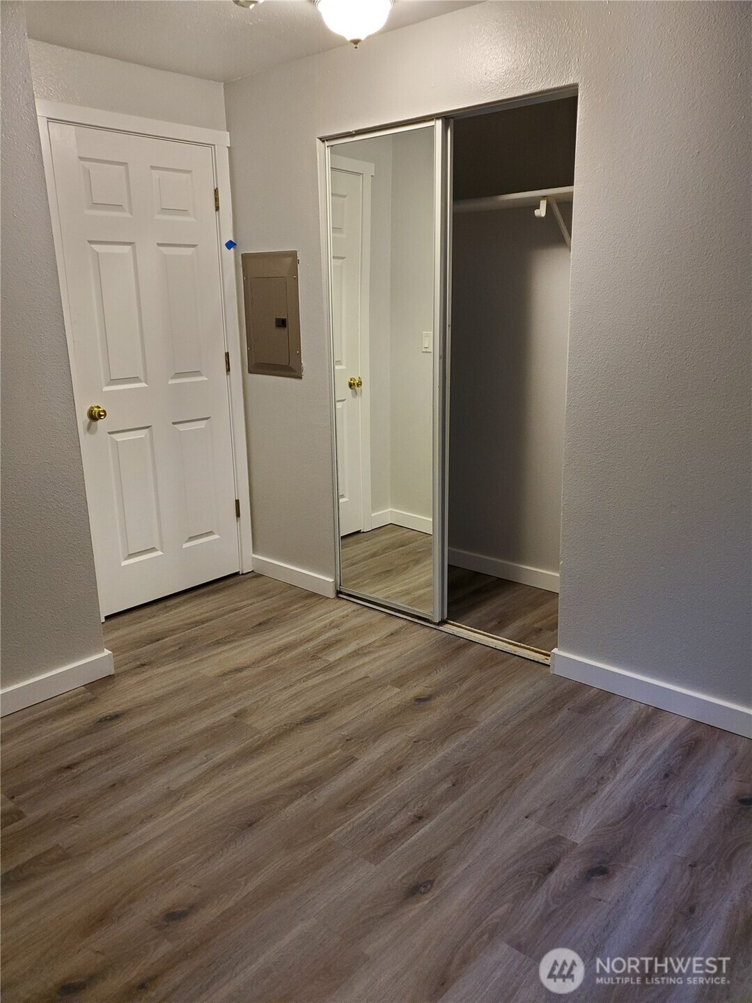 9719 Danwood Lane, Silverdale, WA 98383