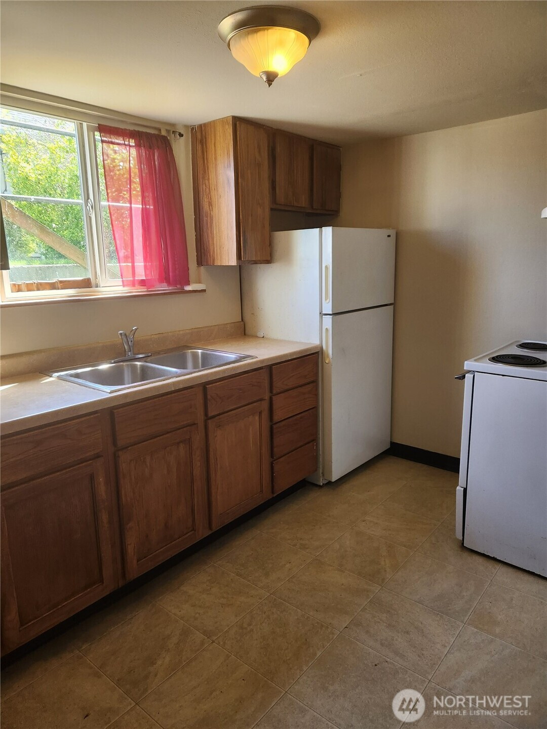 1027 5th Street, Bremerton, WA 98337