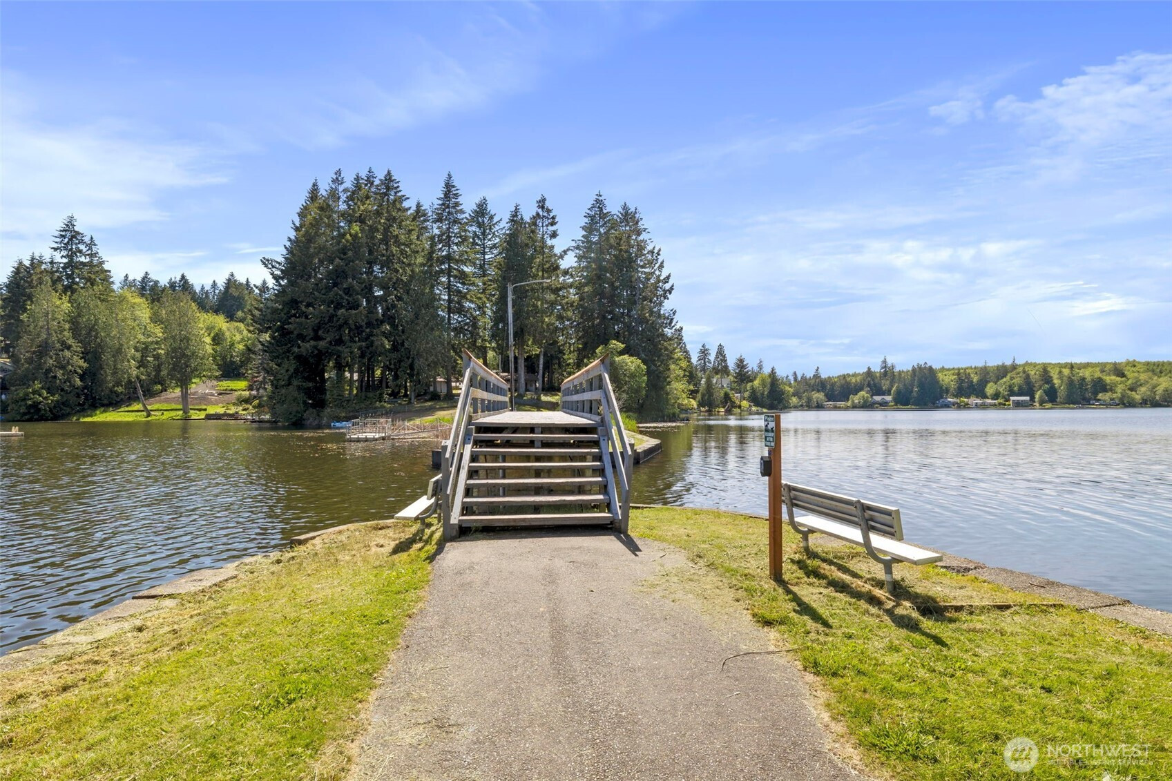 40 E Dogwood Place, Shelton, WA 98584