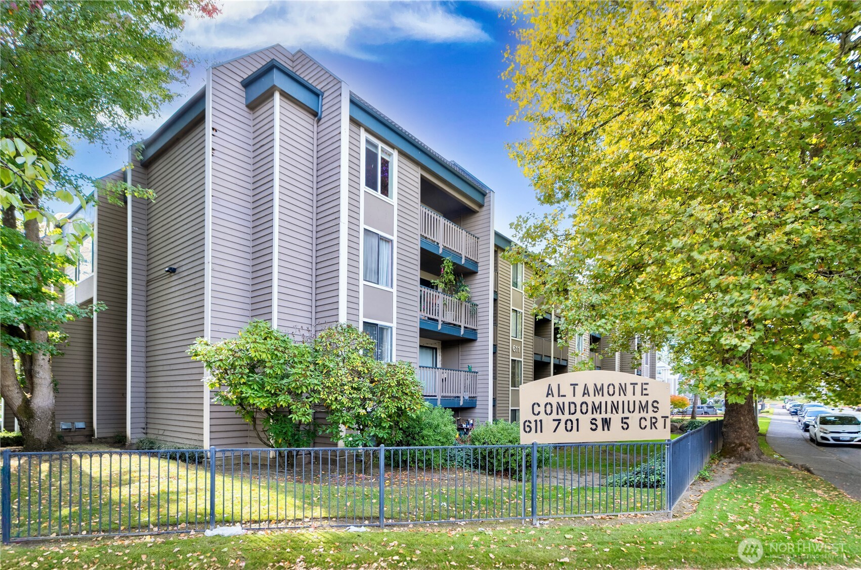 611 SW 5th Court, Renton, WA 98057