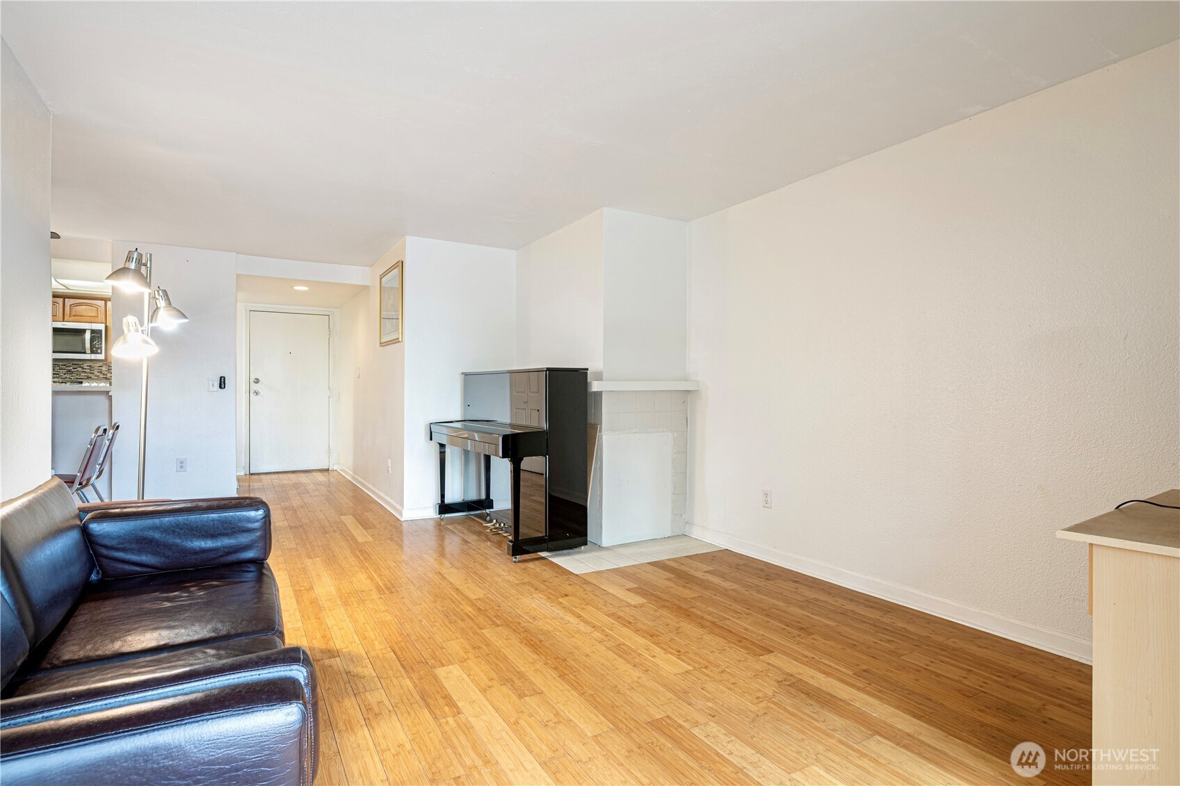 611 SW 5th Court, Renton, WA 98057