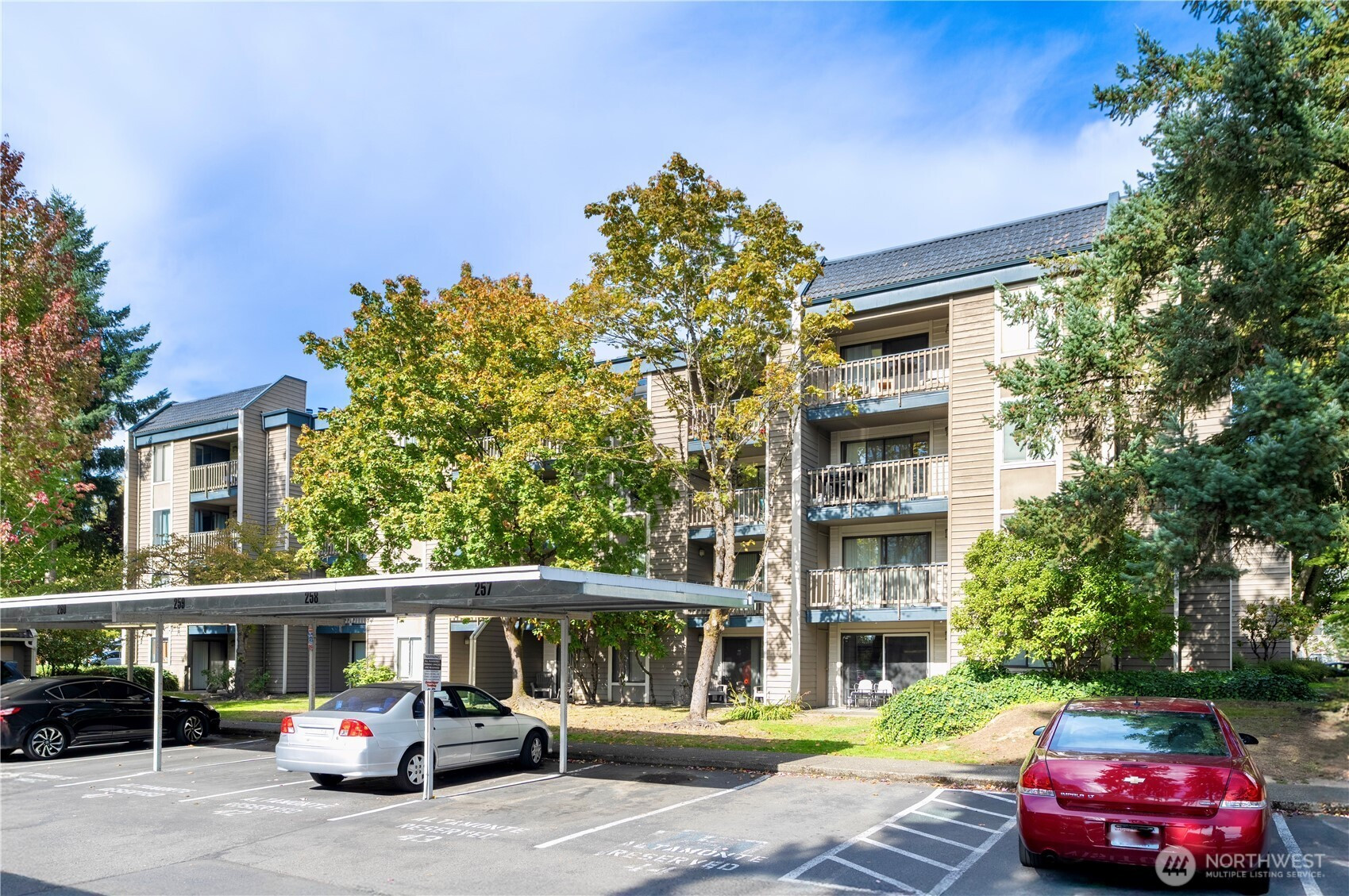 611 SW 5th Court, Renton, WA 98057