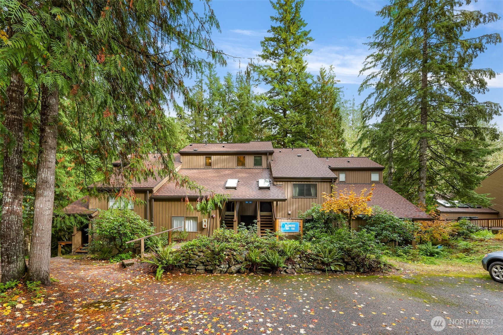 10500 Mt Baker Hwy, Deming, WA 98244