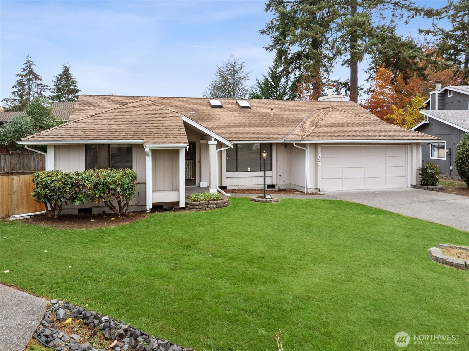 1310 133rd Street S, Tacoma, WA 98444