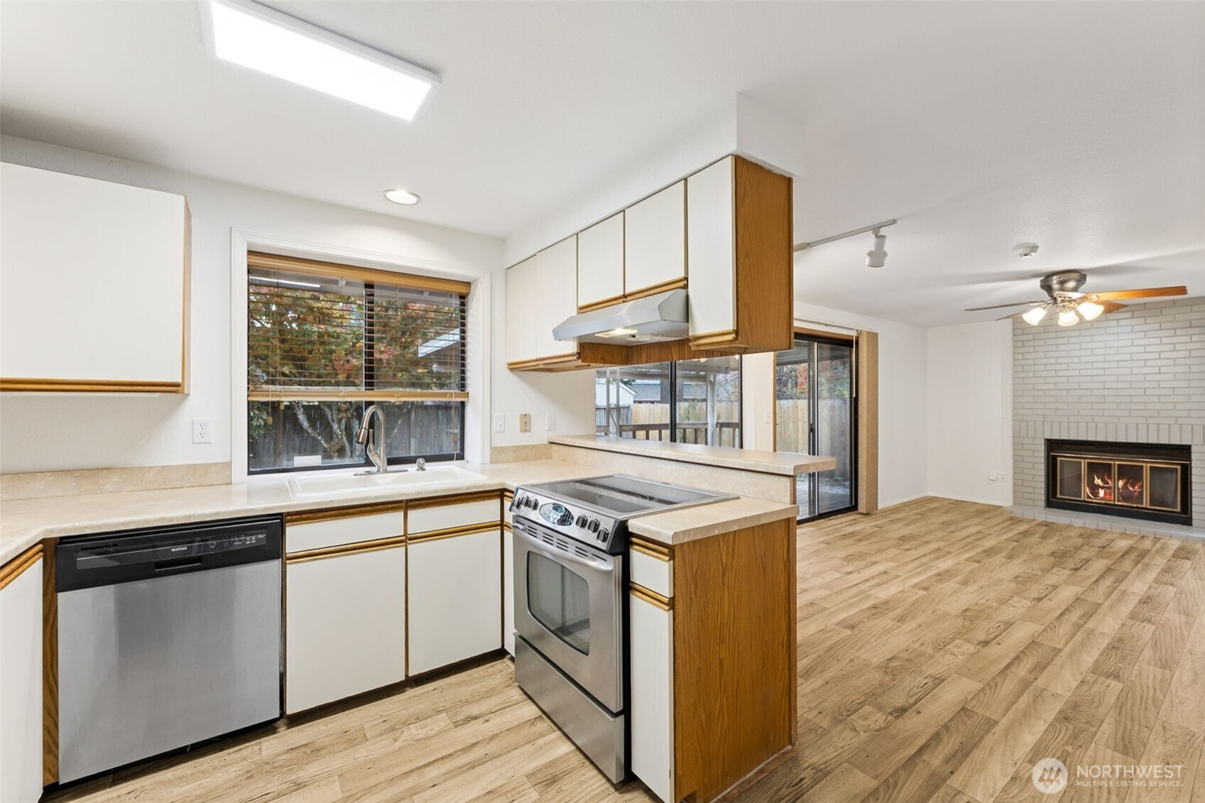 1310 133rd Street S, Tacoma, WA 98444