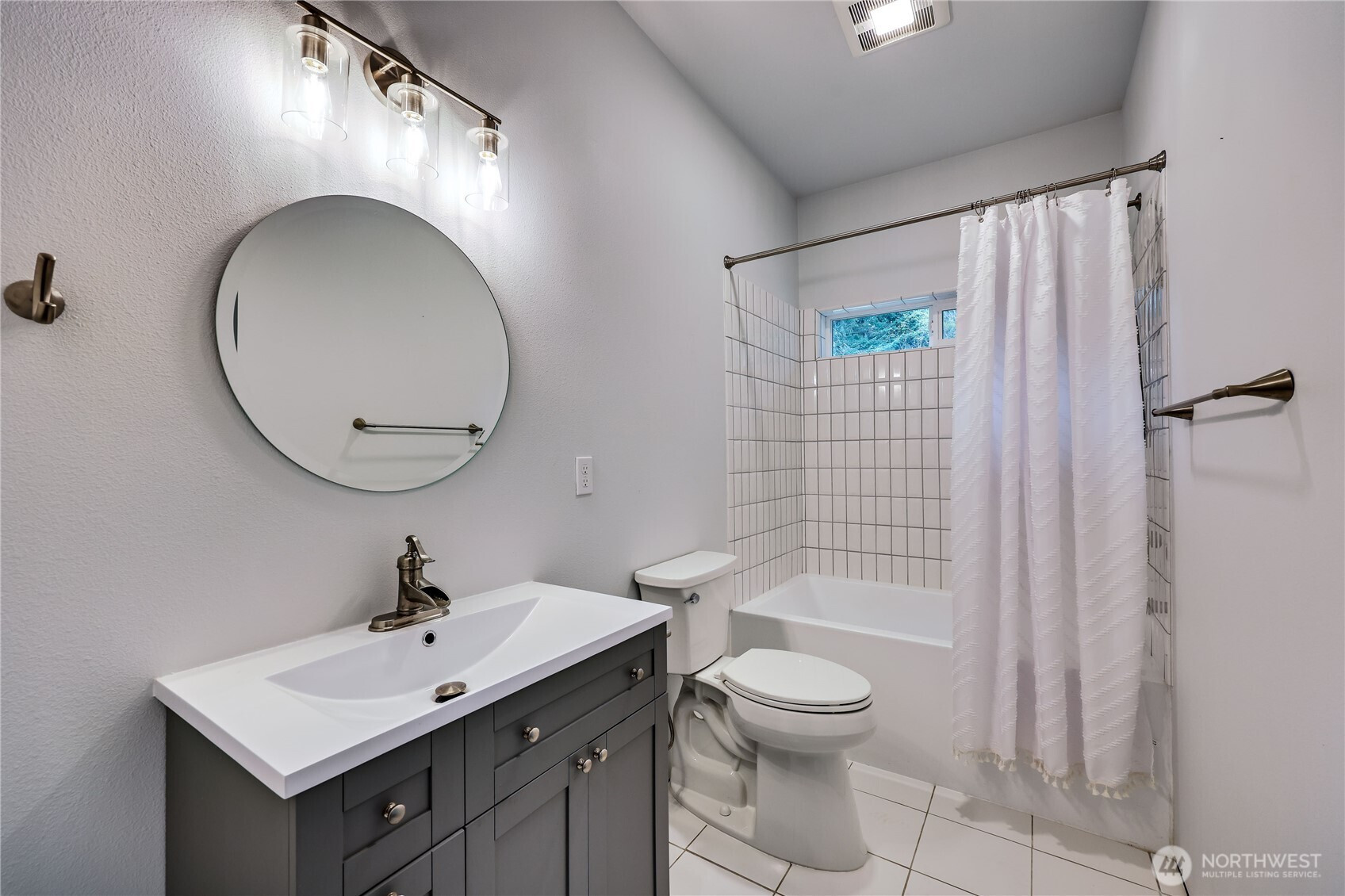 626 Buchanan Drive, Port Angeles, WA 98362