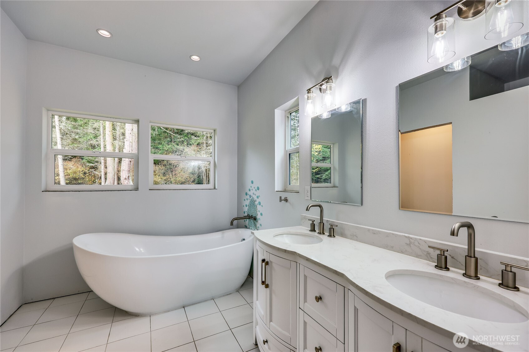 626 Buchanan Drive, Port Angeles, WA 98362