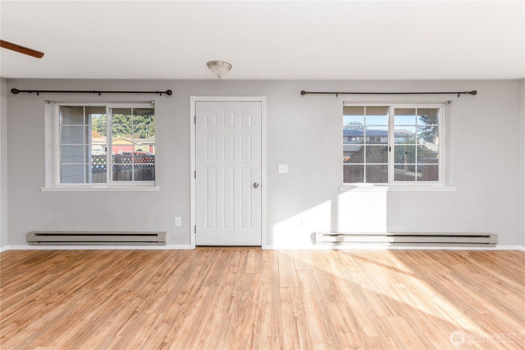 1014 W Spruce Street, Port Angeles, WA 98363