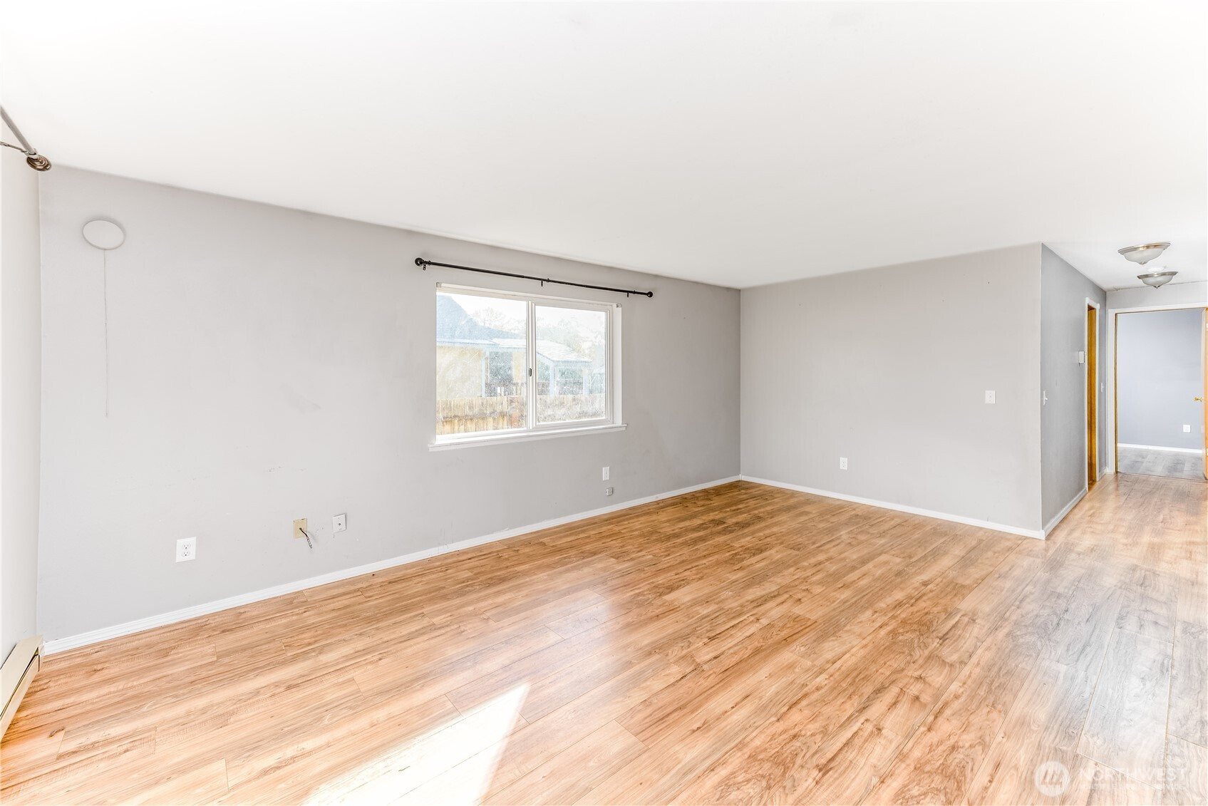 1014 W Spruce Street, Port Angeles, WA 98363